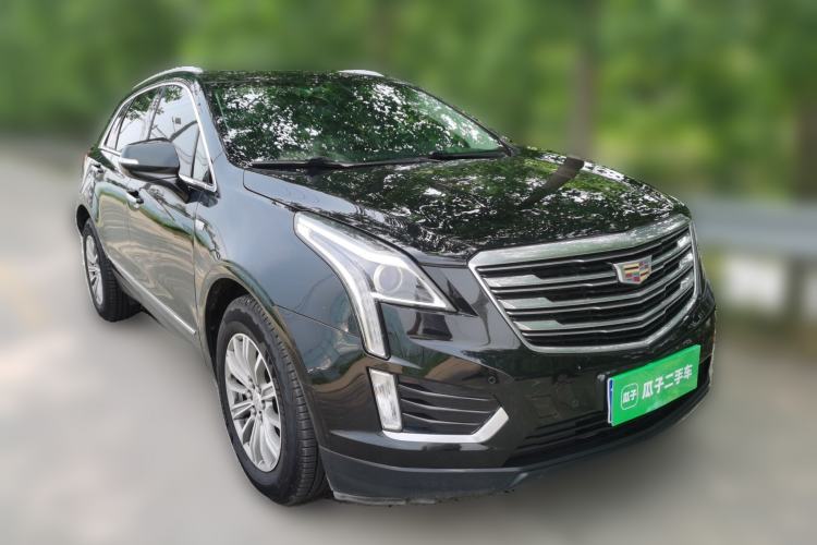 Used Cadillac XT5 2018 25T Luxury Model Front Right 45 Deg