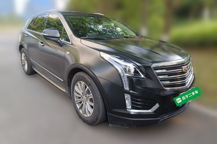 Used Cadillac XT5 2018 25T Luxury Model Front Right 45 Deg