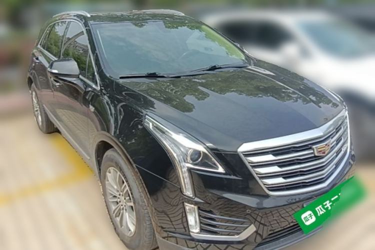 Used Cadillac XT5 2018 25T Luxury Model Front Right 45 Deg