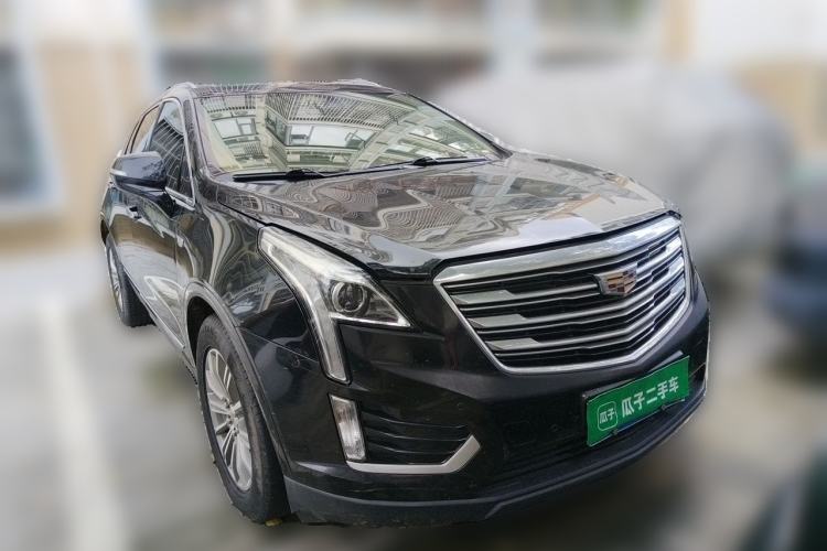 Used Cadillac XT5 2018 25T Luxury Model Front Right 45 Deg