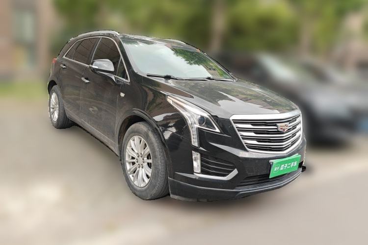 Used Cadillac XT5 2018 28E Four-Wheel Drive Tech Version Front Right 45 Deg
