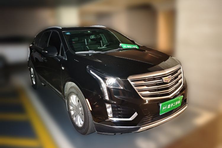 Used Cadillac XT5 2018 28E Four-Wheel Drive Tech Version Front Right 45 Deg
