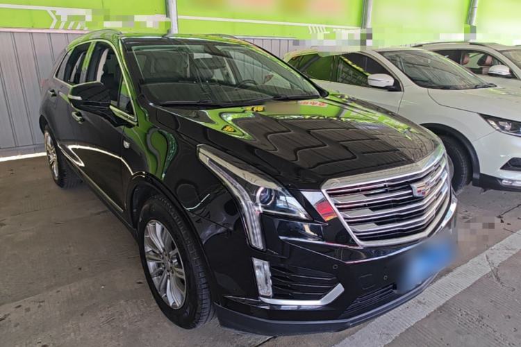Used Cadillac XT5 2018 25T Luxury Model Front Right 45 Deg