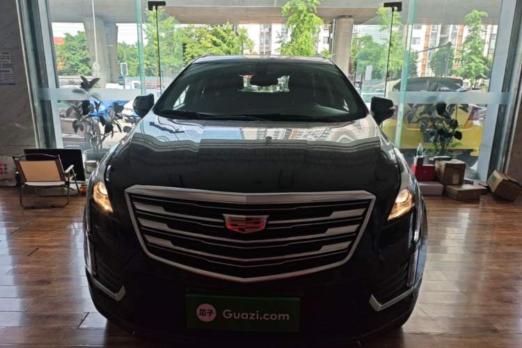 Used Cadillac XT5 2018 25T Luxury Model Front