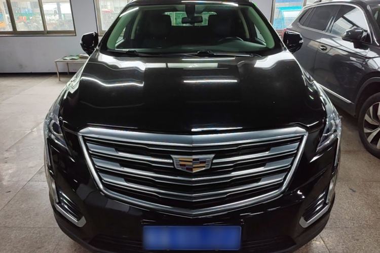 Used Cadillac XT5 2018 25T Luxury Model Front