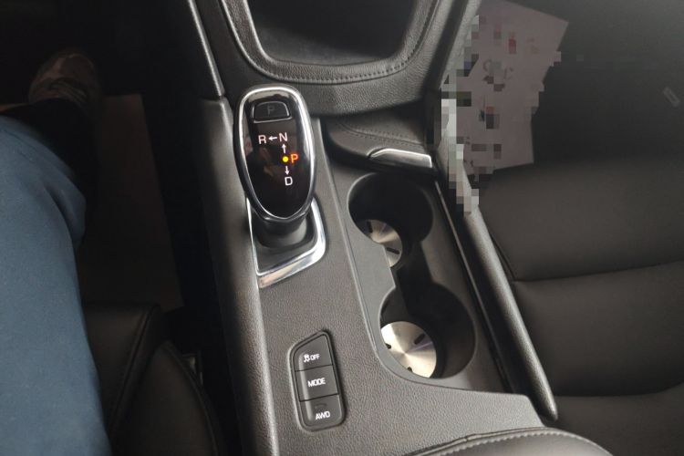Used Cadillac XT5 2018 28E Four-Wheel Drive Tech Version Gear Lever