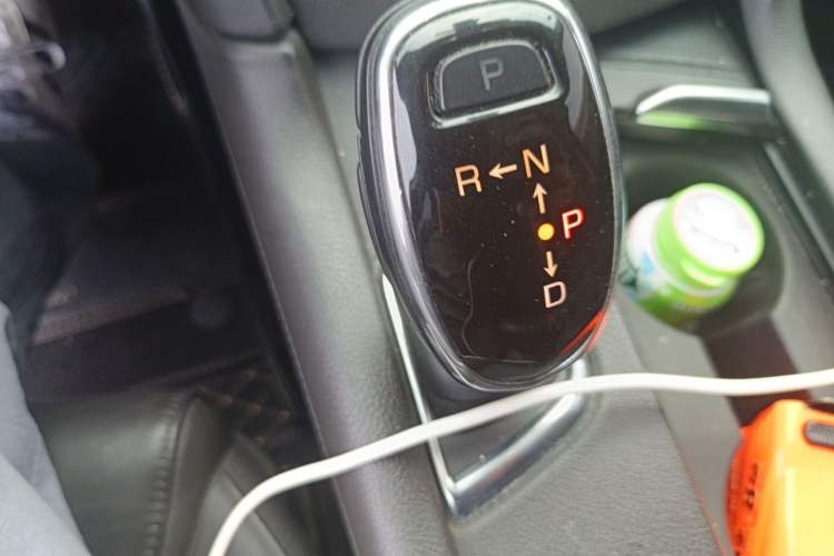 Used Cadillac XT5 2018 25T Luxury Model Gear Lever