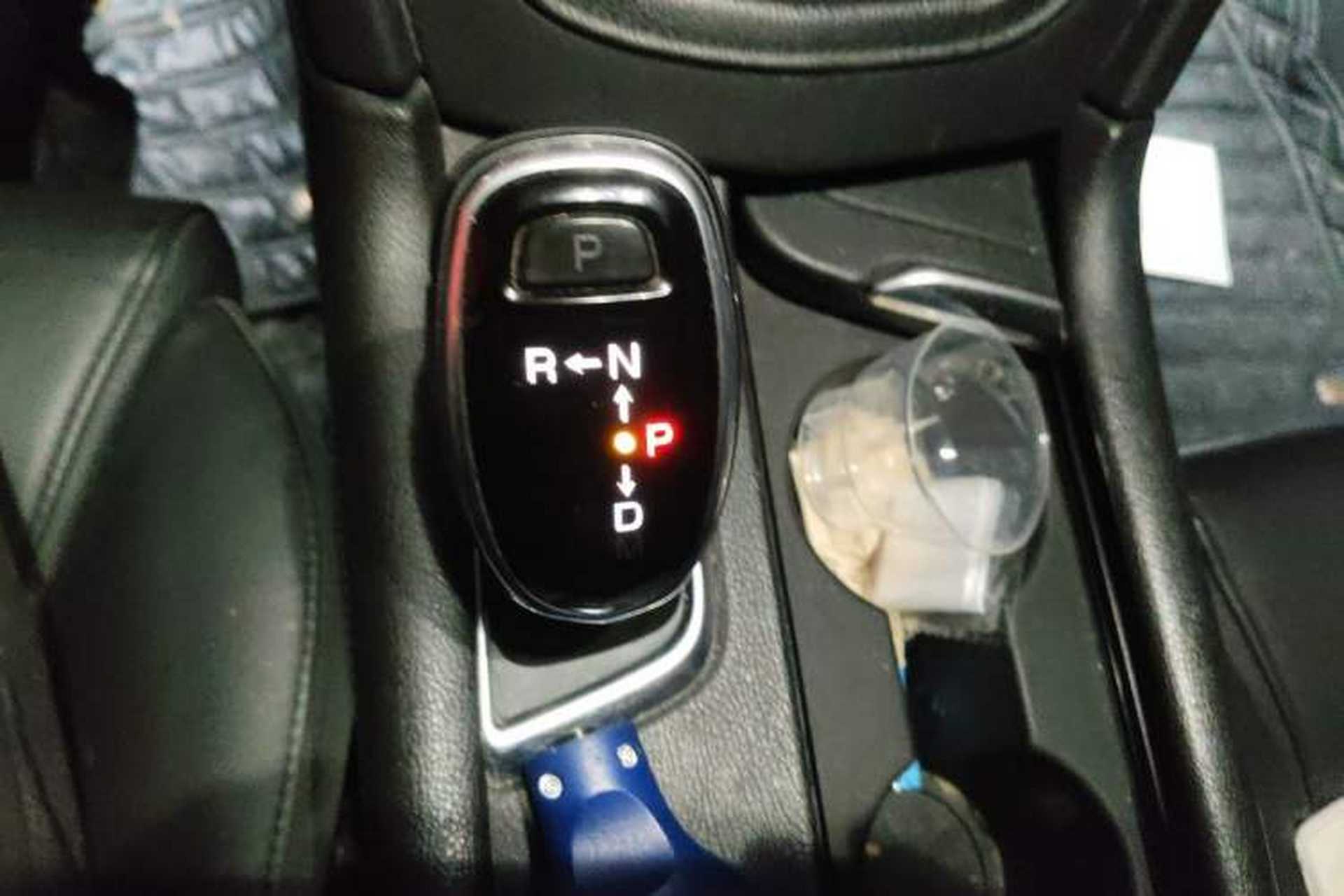 Used Cadillac XT5 2018 25T Luxury Model Gear Lever