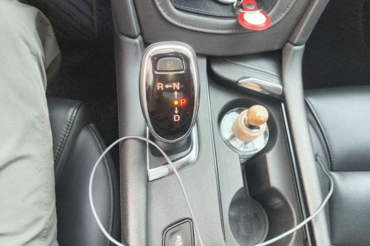 Used Cadillac XT5 2018 25T Luxury Model Gear Lever