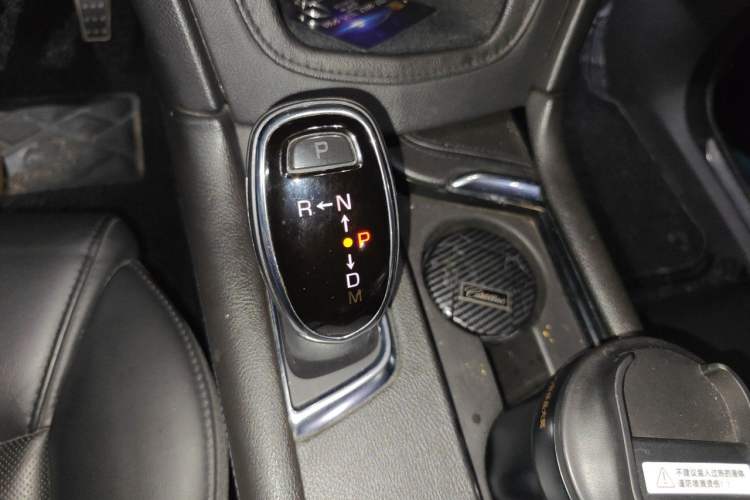 Used Cadillac XT5 2018 28T Four-Wheel Drive Luxury Model Gear Lever