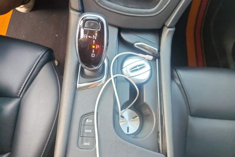 Used Cadillac XT5 2018 28T Four-Wheel Drive Luxury Model Gear Lever