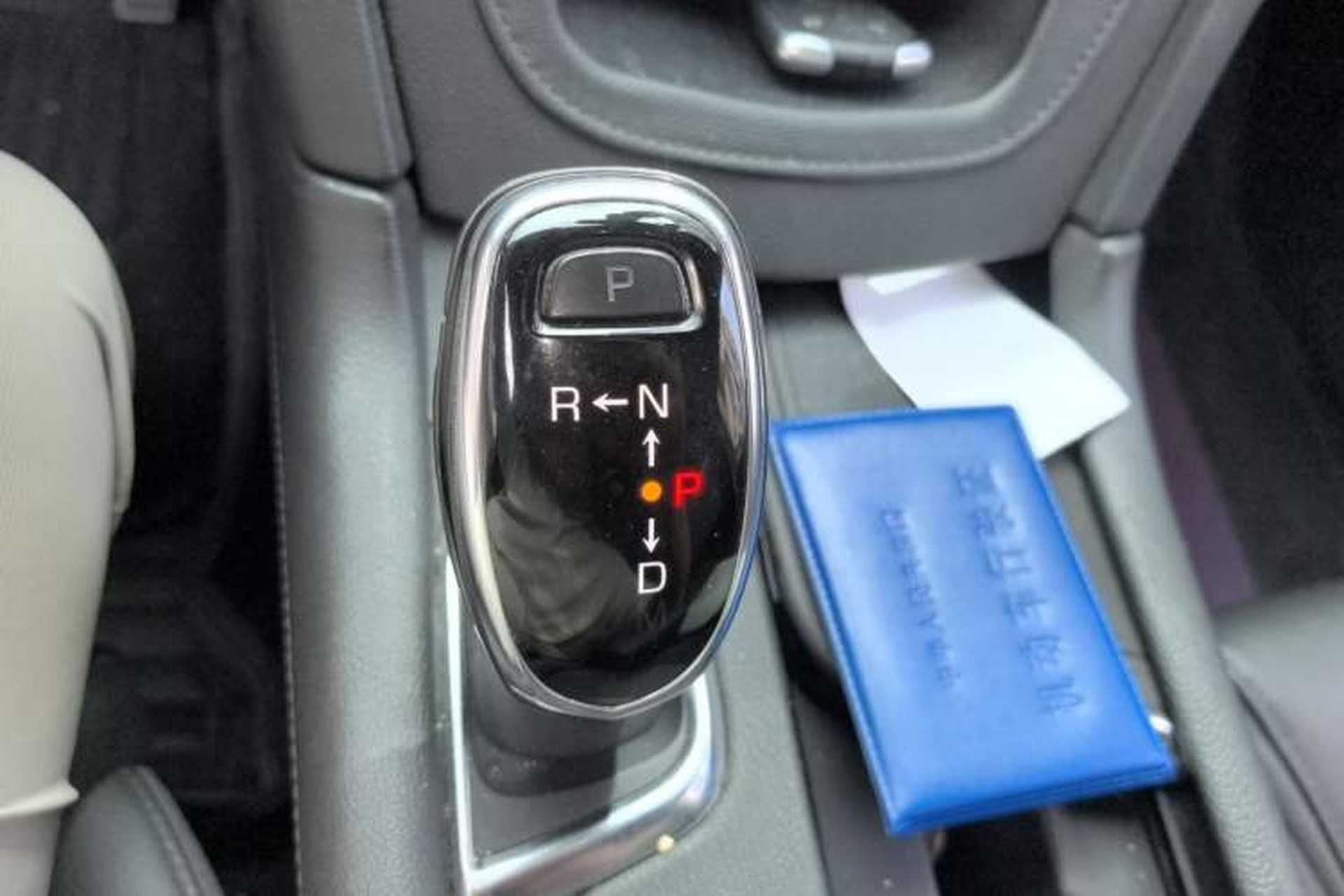 Used Cadillac XT5 2018 28E Four-Wheel Drive Tech Version Gear Lever