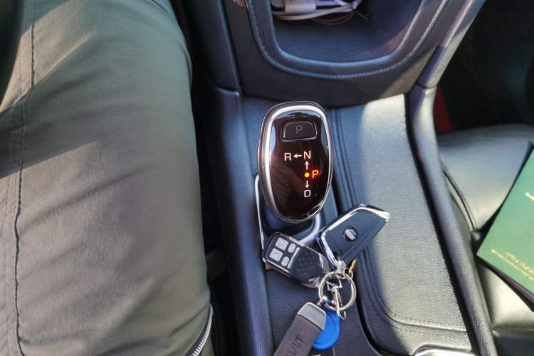 Used Cadillac XT5 2018 28T Four-Wheel Drive Luxury Model Gear Lever
