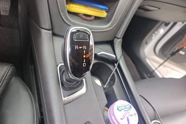 Used Cadillac XT5 2018 28T Four-Wheel Drive Luxury Model Gear Lever