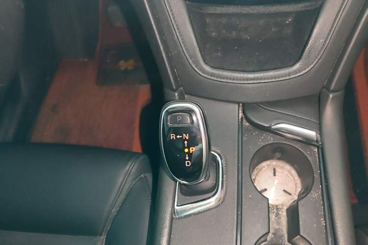 Used Cadillac XT5 2018 28T Four-Wheel Drive Luxury Model Gear Lever