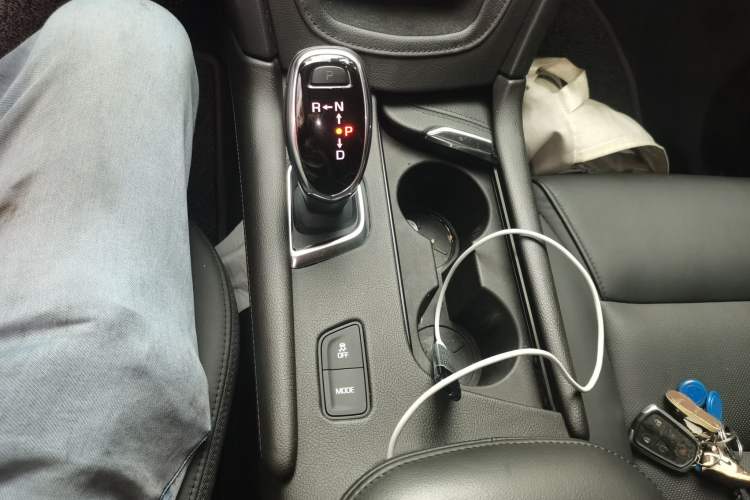 Used Cadillac XT5 2018 25T Luxury Model Gear Lever