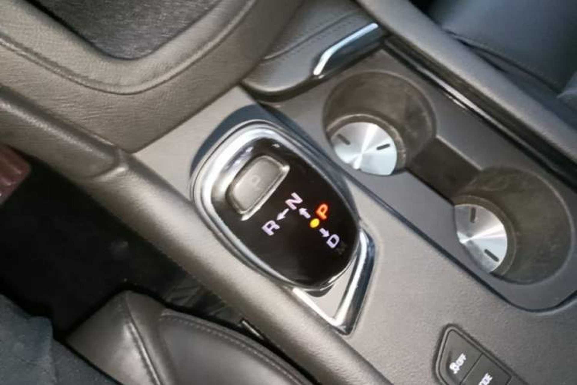 Used Cadillac XT5 2018 28T Four-Wheel Drive Luxury Model Gear Lever