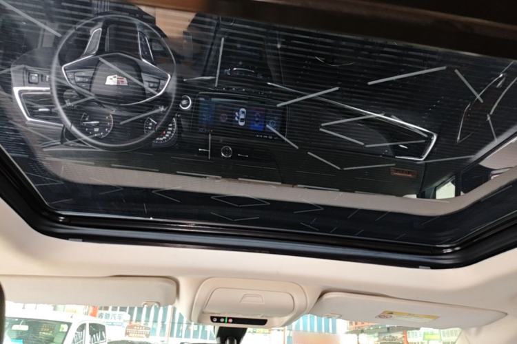 Used Cadillac XT5 2018 25T Luxury Model Headliner