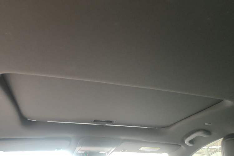Used Cadillac XT5 2018 25T Tech Model Headliner