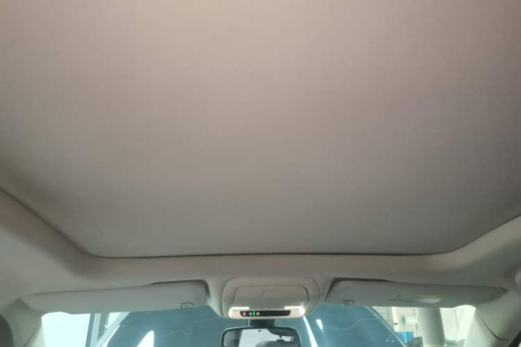Used Cadillac XT5 2018 28T Four-Wheel Drive Luxury Model Headliner