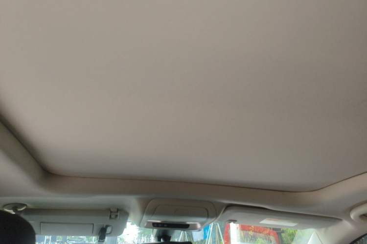 Used Cadillac XT5 2018 28T Four-Wheel Drive Luxury Model Headliner