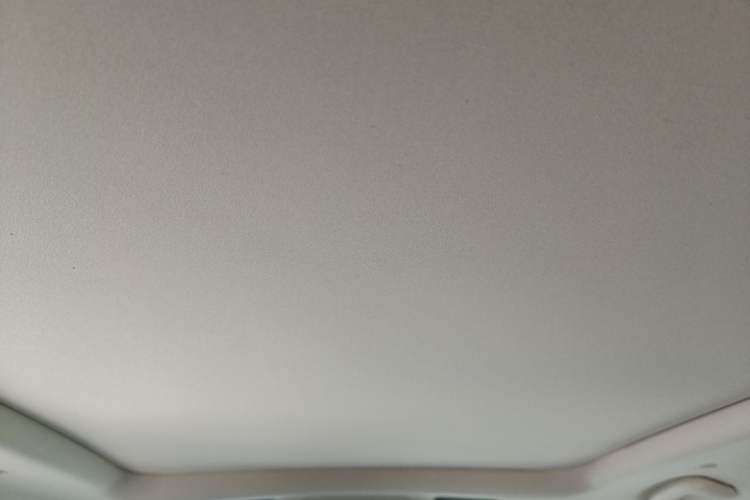 Used Cadillac XT5 2018 25T Luxury Model Headliner