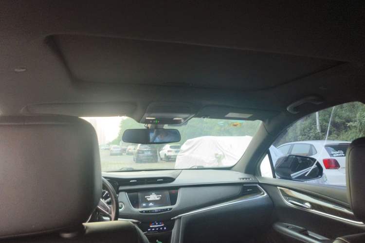 Used Cadillac XT5 2018 25T Tech Model Headliner