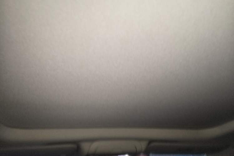 Used Cadillac XT5 2018 25T Luxury Model Headliner