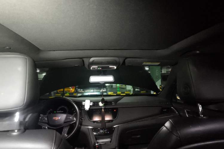 Used Cadillac XT5 2018 28E Four-Wheel Drive Tech Version Headliner