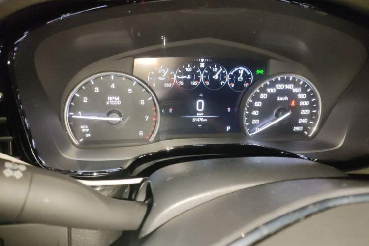 Used Cadillac XT5 2018 25T Luxury Model Instrument Cluster