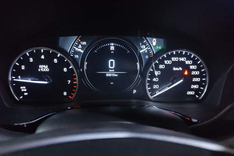 Used Cadillac XT5 2018 25T Luxury Model Instrument Cluster