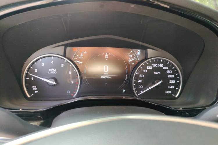 Used Cadillac XT5 2018 25T Luxury Model Instrument Cluster