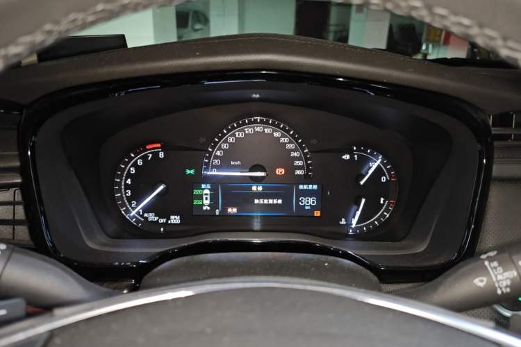 Used Cadillac XT5 2018 25T Luxury Model Instrument Cluster