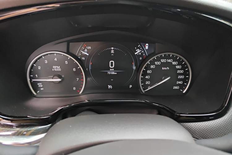 Used Cadillac XT5 2018 25T Luxury Model Instrument Cluster