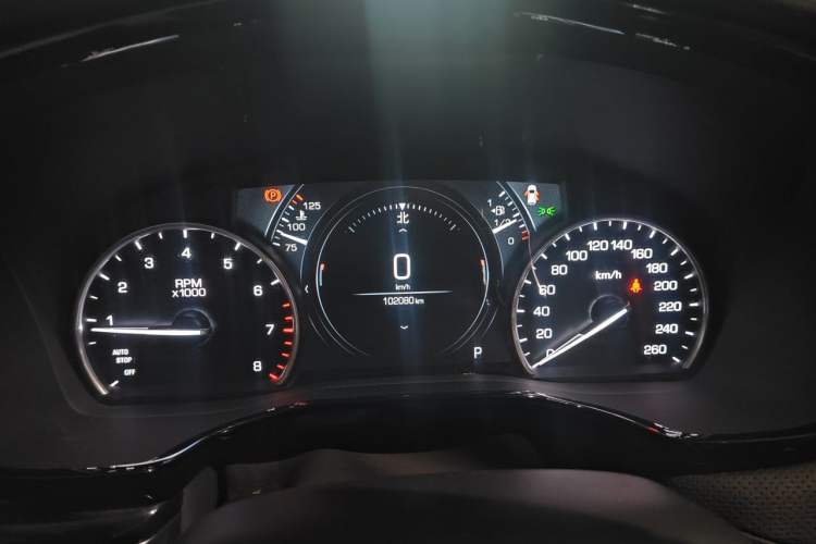 Used Cadillac XT5 2018 25T Luxury Model Instrument Cluster