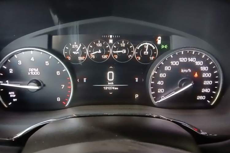 Used Cadillac XT5 2018 25T Luxury Model Instrument Cluster