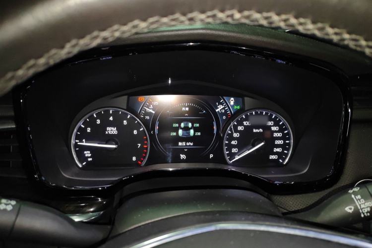 Used Cadillac XT5 2018 25T Luxury Model Instrument Cluster