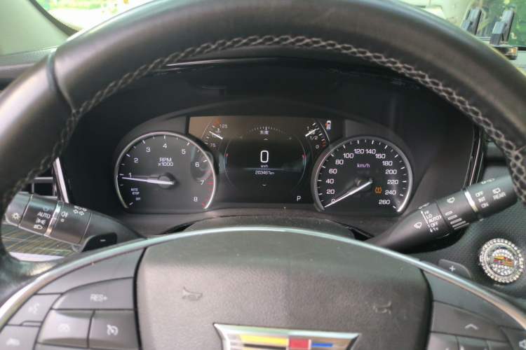 Used Cadillac XT5 2018 25T Luxury Model Instrument Cluster