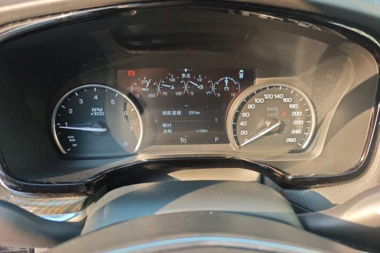 Used Cadillac XT5 2018 25T Luxury Model Instrument Cluster