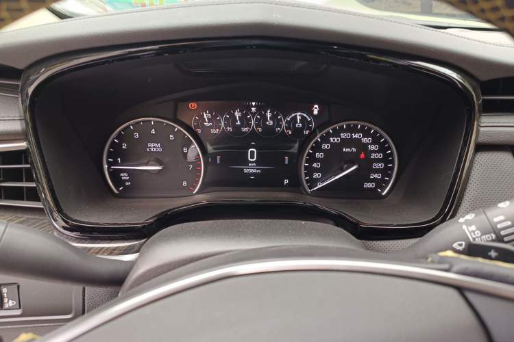 Used Cadillac XT5 2018 25T Luxury Model Instrument Cluster