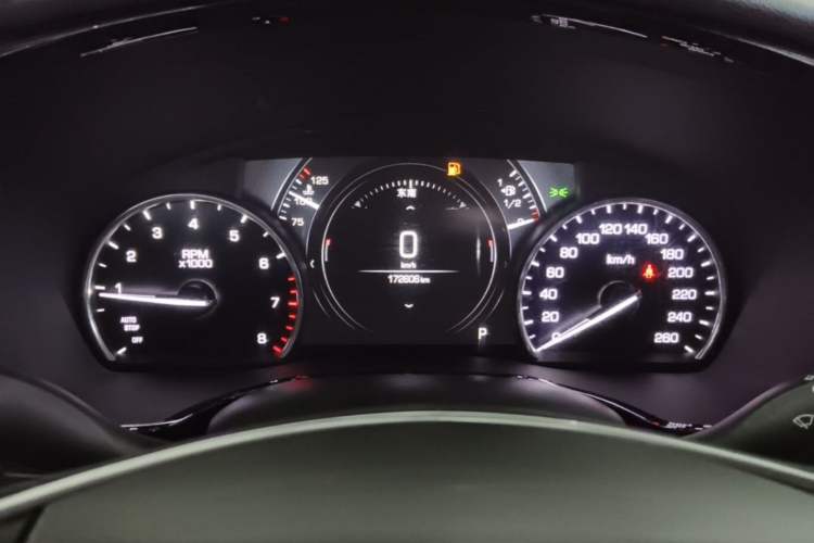 Used Cadillac XT5 2018 25T Luxury Model Instrument Cluster