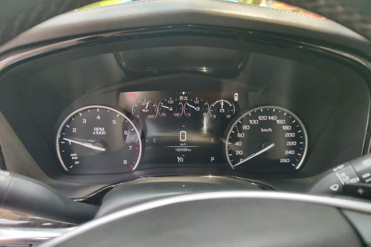 Used Cadillac XT5 2018 25T Luxury Model Instrument Cluster