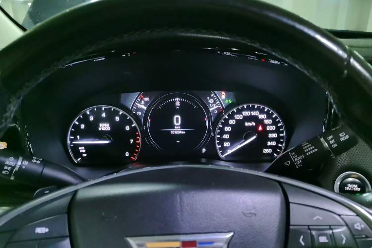 Used Cadillac XT5 2018 25T Luxury Model Instrument Cluster
