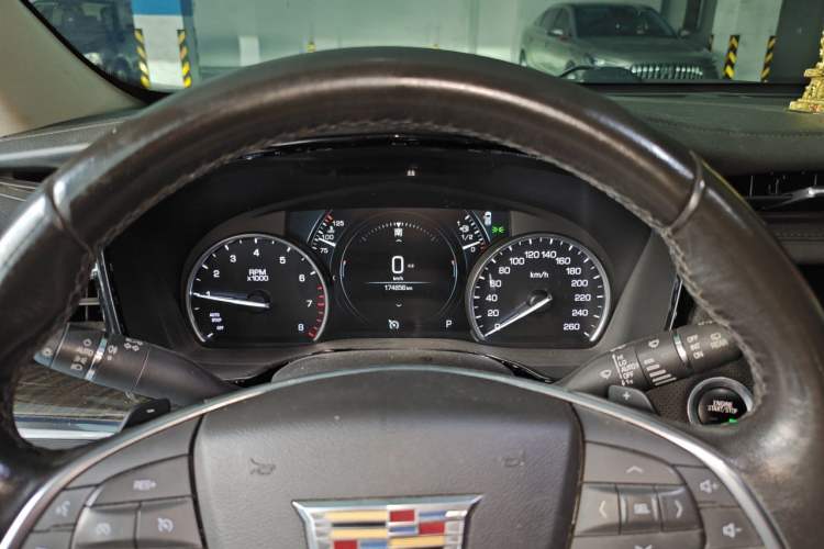 Used Cadillac XT5 2018 25T Luxury Model Instrument Cluster