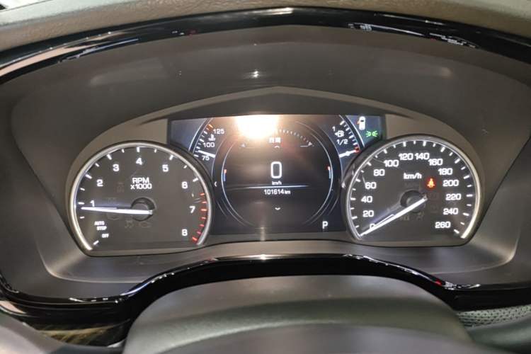 Used Cadillac XT5 2018 25T Luxury Model Instrument Cluster