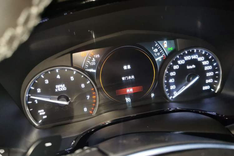 Used Cadillac XT5 2018 28T Four-Wheel Drive Luxury Model Instrument Cluster