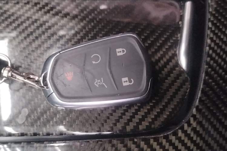 Used Cadillac XT5 2018 25T Luxury Model Interior 1