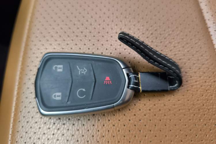 Used Cadillac XT5 2018 25T Luxury Model Interior 1