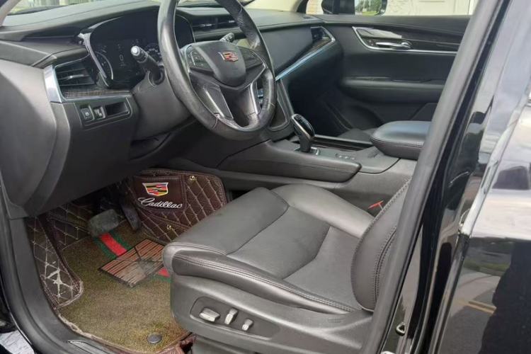Used Cadillac XT5 2018 28T Four-Wheel Drive Luxury Model Interior 6