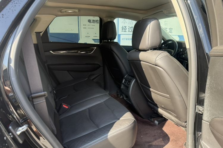 Used Cadillac XT5 2018 28T Four-Wheel Drive Luxury Model Interior 6